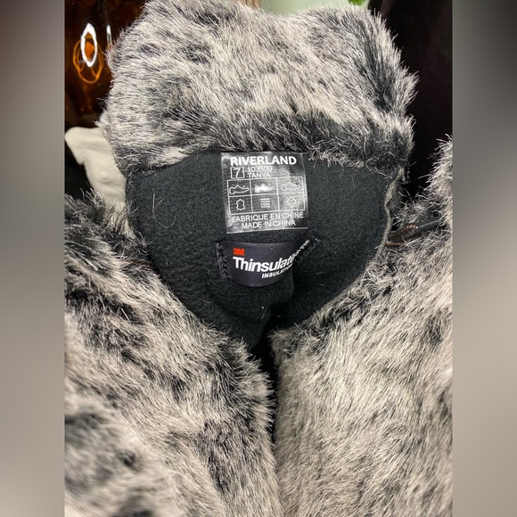 Riverland Boots|size 7|Waterproof|Leather upper|Superior insulated 3M brand| - Picture 6 of 10